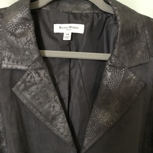 NWT~Studio Works~Gray~Size 18~Zip Front Jacket - Picture 4 of 9